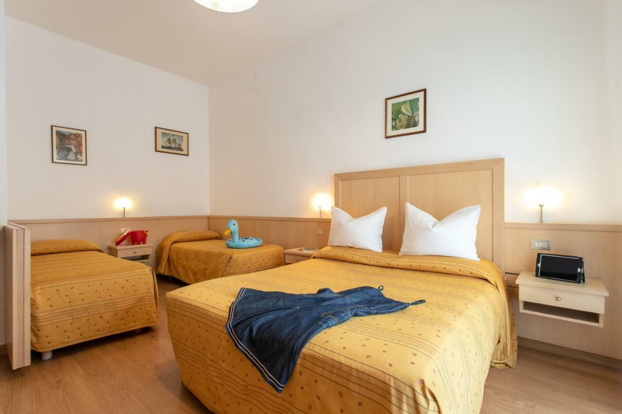 Hotel Venezia E La Villetta Lido di Jesolo Eksteriør billede